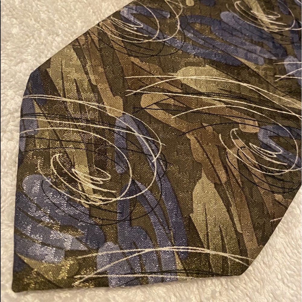 Brand New Stylish Tie By STRINGBEANS